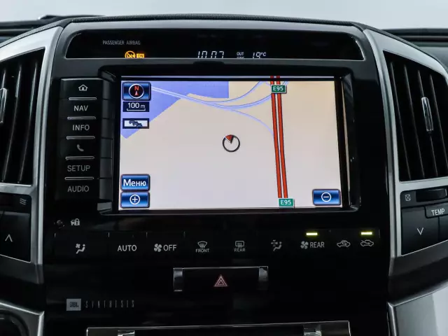 Toyota Land Cruiser 2013