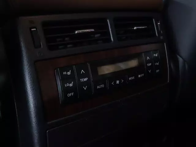 Toyota Land Cruiser 2013
