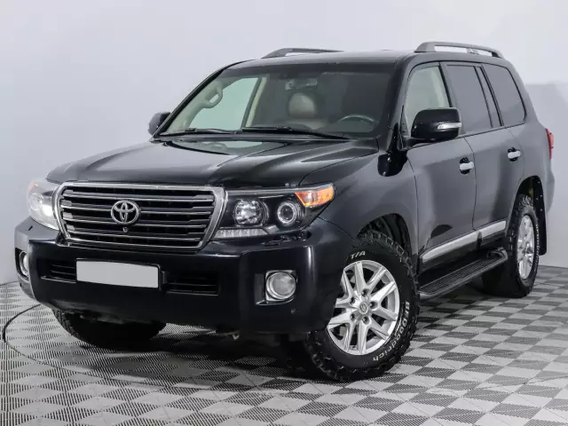 Toyota Land Cruiser 2013