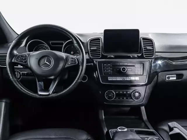 Mercedes-Benz GLE 2015