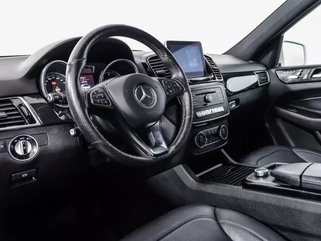 Mercedes-Benz GLE 2015