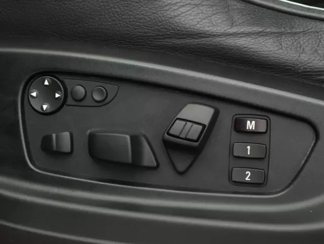 BMW X6 2011