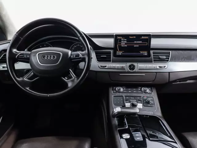 Audi A8 2016