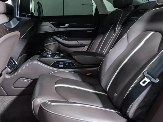 Audi A8 2016