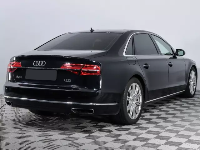 Audi A8 2016