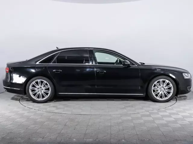 Audi A8 2016
