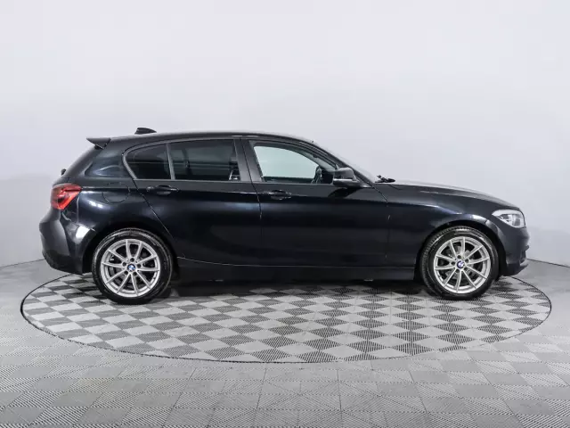 BMW 1 серия 2017
