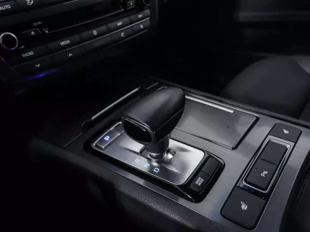 Genesis G80 2018
