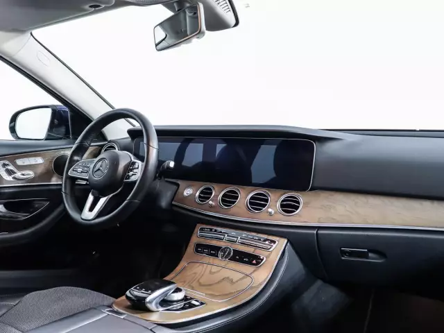 Mercedes-Benz E-Класс 2019
