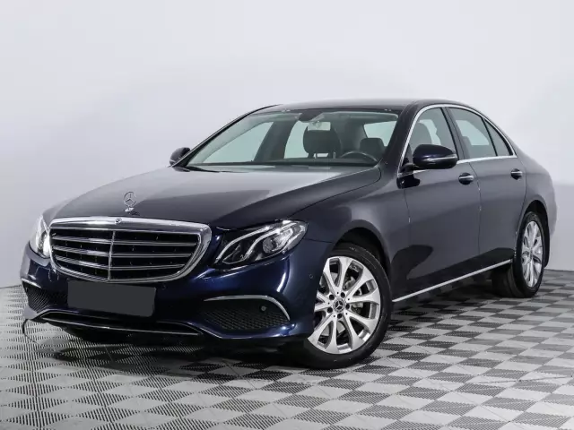Mercedes-Benz E-Класс 2019