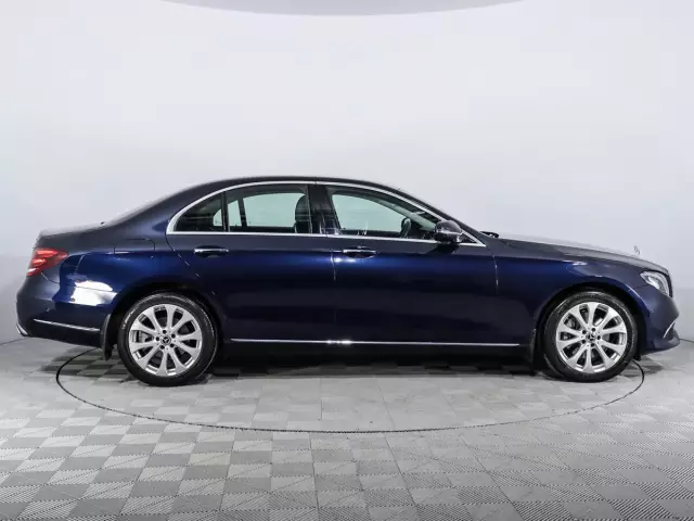 Mercedes-Benz E-Класс 2019