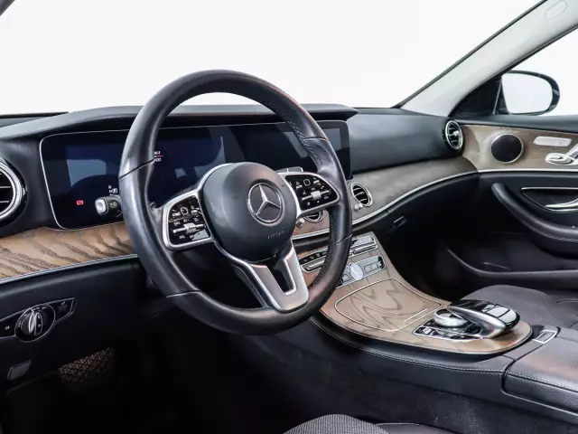 Mercedes-Benz E-Класс 2019