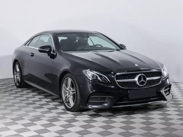 Mercedes-Benz E-Класс 2017