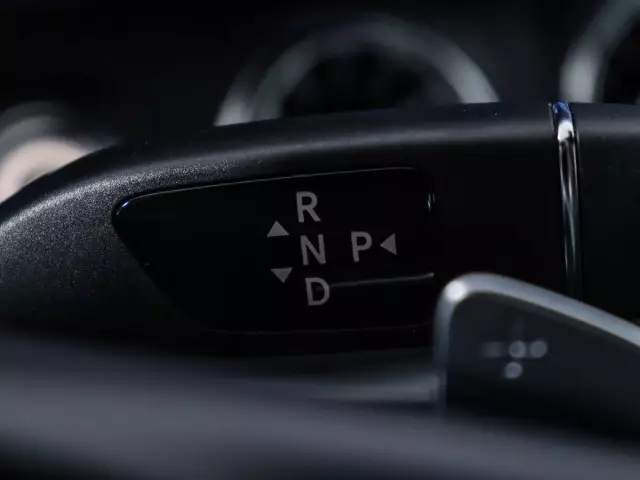 Mercedes-Benz E-Класс 2017