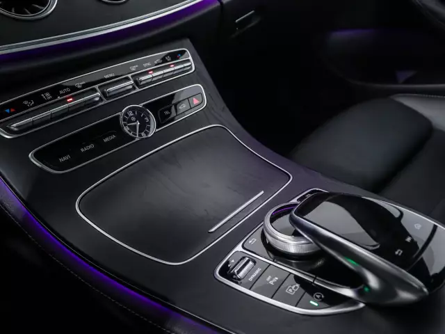 Mercedes-Benz E-Класс 2017