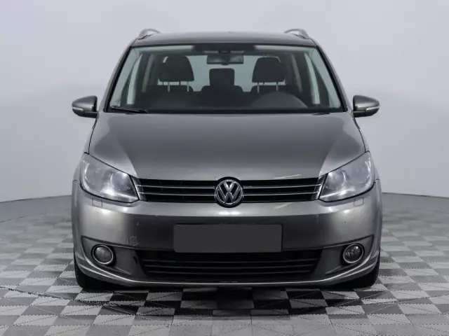 Volkswagen Touran 2010