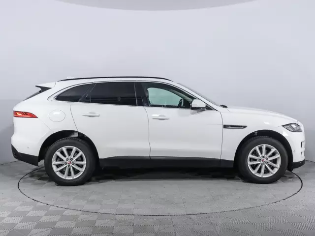 Jaguar F-Pace 2018