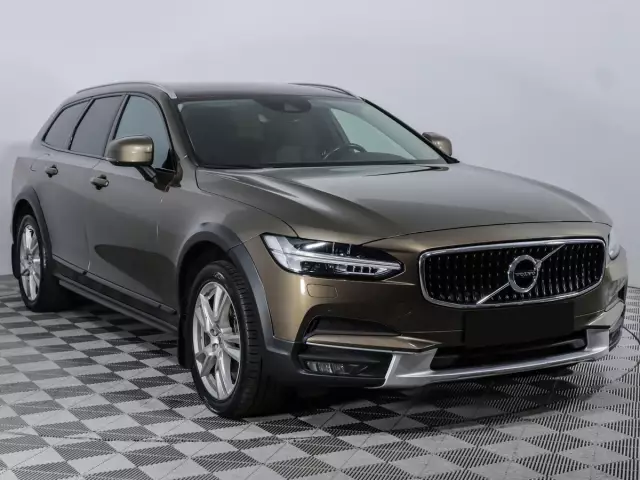 Volvo V90 Cross Country 2017