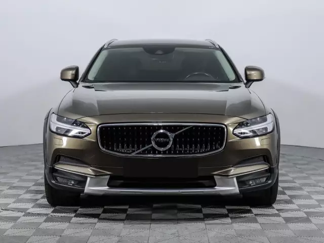 Volvo V90 Cross Country 2017