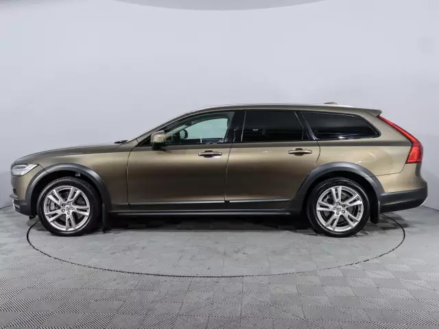 Volvo V90 Cross Country 2017