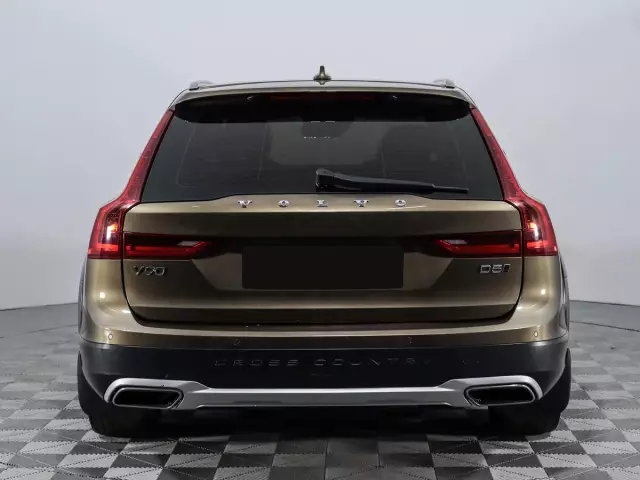 Volvo V90 Cross Country 2017