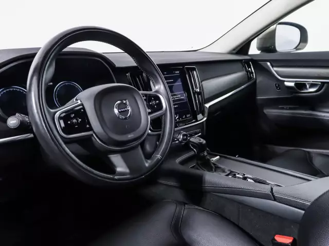 Volvo V90 Cross Country 2017