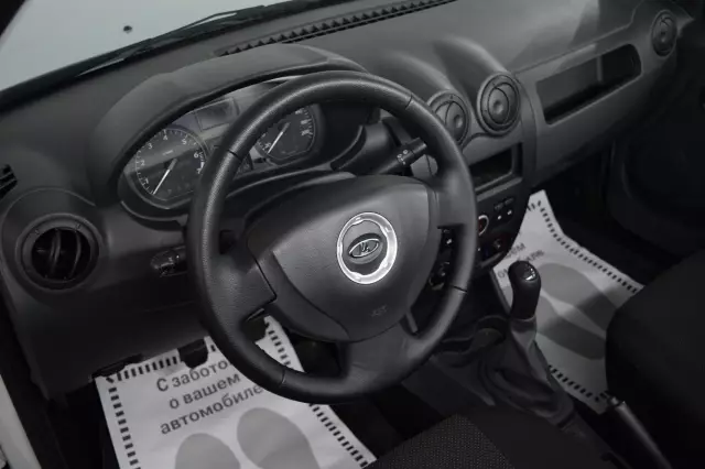 LADA Largus 2018