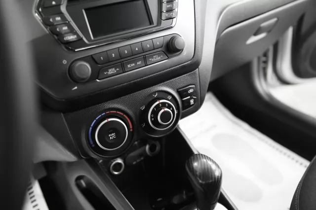 Kia Rio 2015