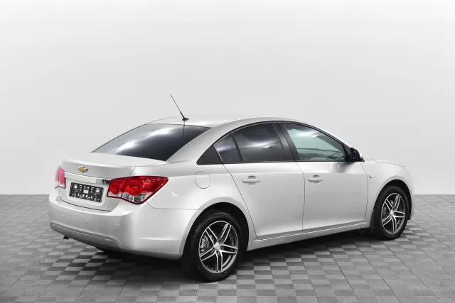Chevrolet Cruze 2012