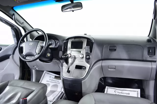 Hyundai Grand Starex 2012