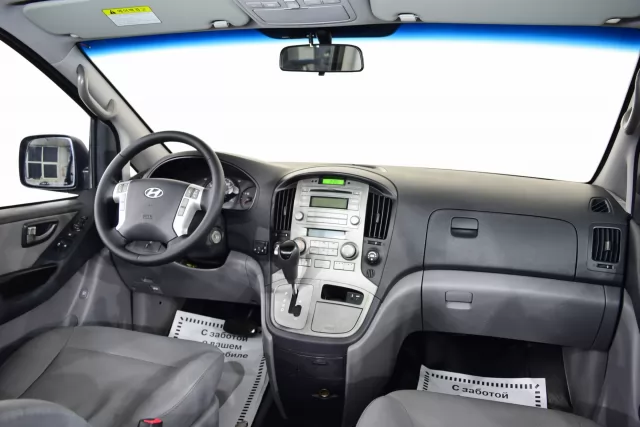 Hyundai Grand Starex 2012