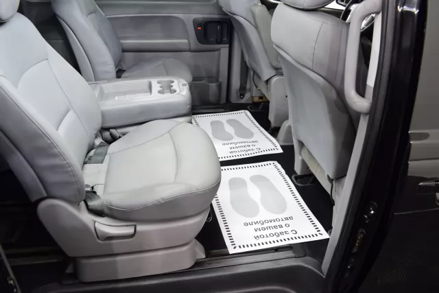 Hyundai Grand Starex 2012