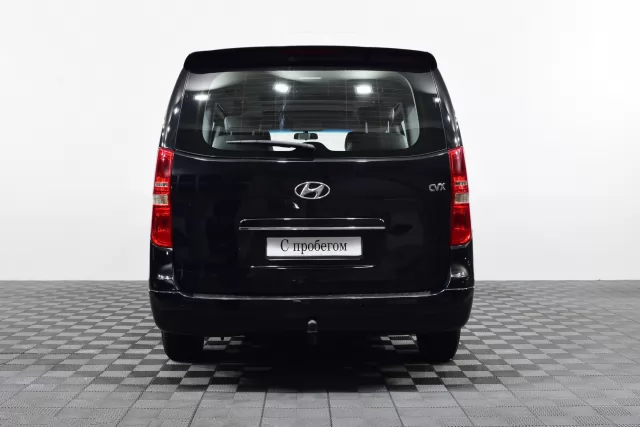 Hyundai Grand Starex 2012