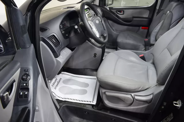 Hyundai Grand Starex 2012
