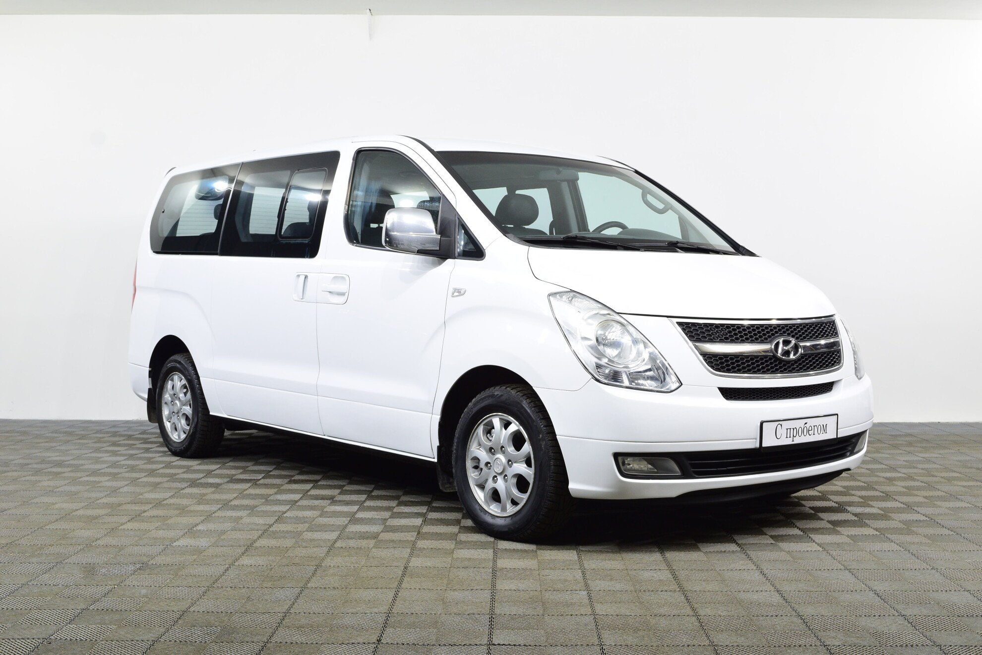 Hyundai Grand Starex 2015