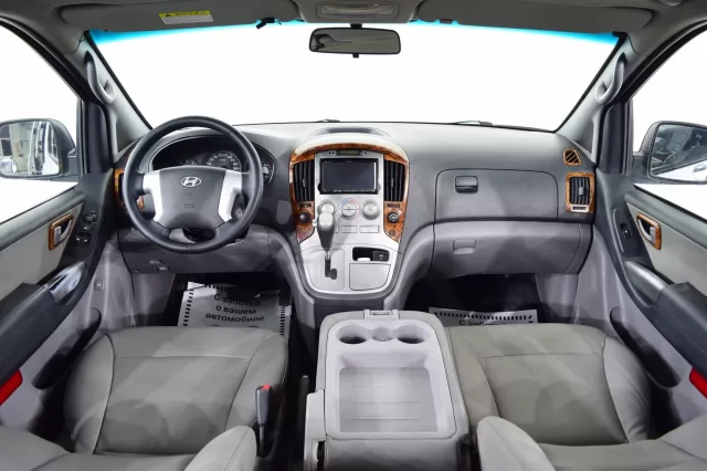 Hyundai Grand Starex 2015