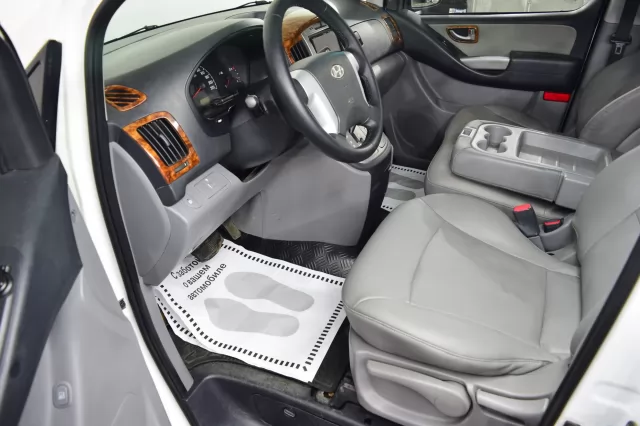 Hyundai Grand Starex 2015