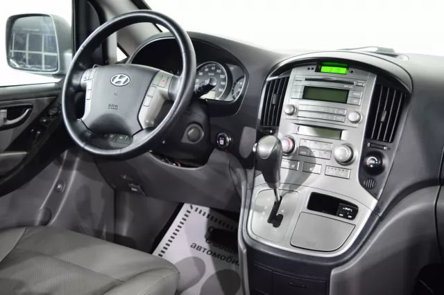 Hyundai Grand Starex 2015