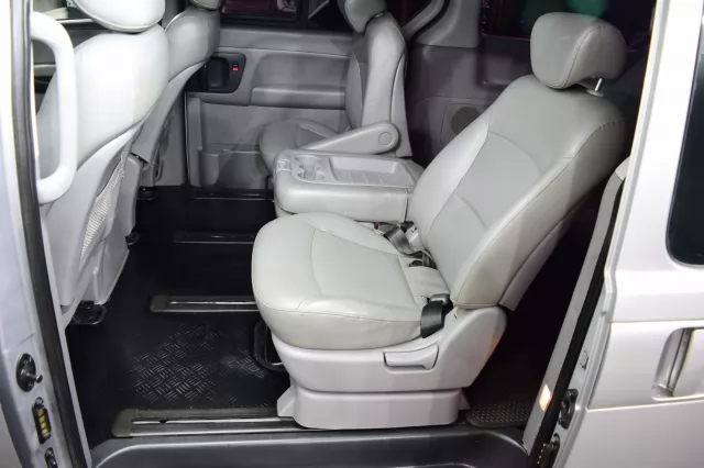 Hyundai Grand Starex 2015