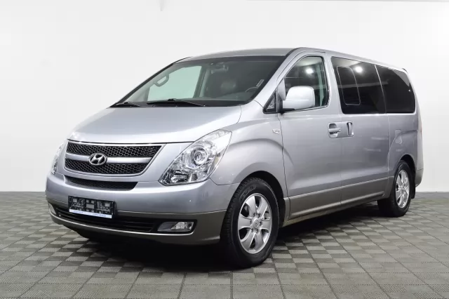 Hyundai Grand Starex 2015