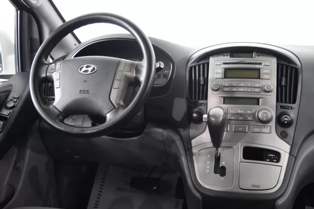 Hyundai Grand Starex 2015