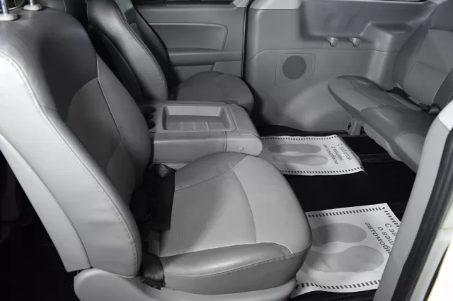 Hyundai Grand Starex 2015