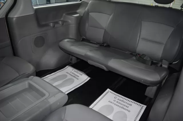 Hyundai Grand Starex 2015
