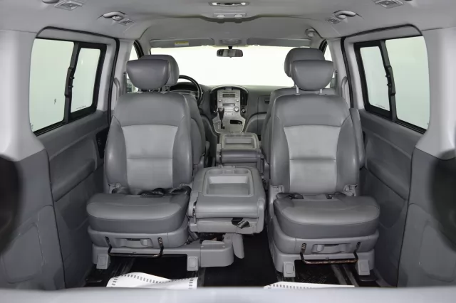 Hyundai Grand Starex 2015