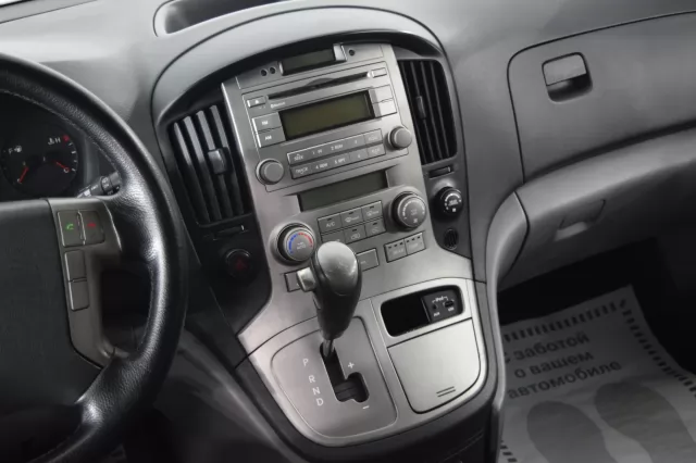 Hyundai Grand Starex 2015