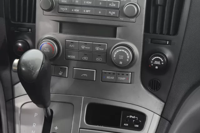 Hyundai Grand Starex 2015