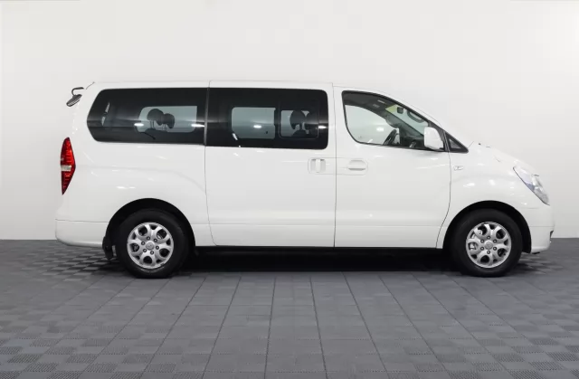 Hyundai Grand Starex 2015