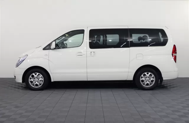 Hyundai Grand Starex 2015