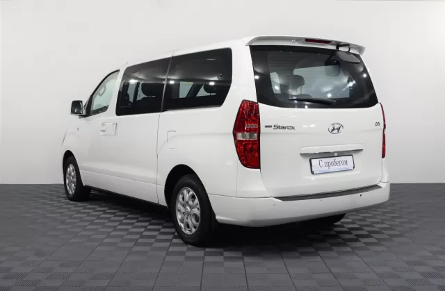Hyundai Grand Starex 2015