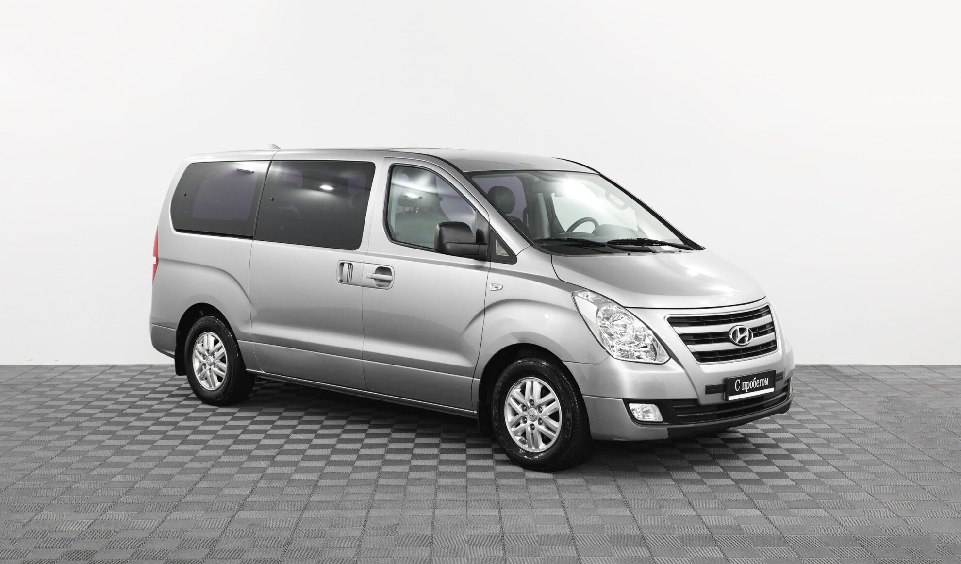 Hyundai Grand Starex 2016